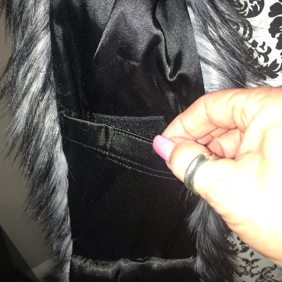 NWOT Marisa Kenson Aspen Hand Warmer gray coyote - Picture 4 of 8